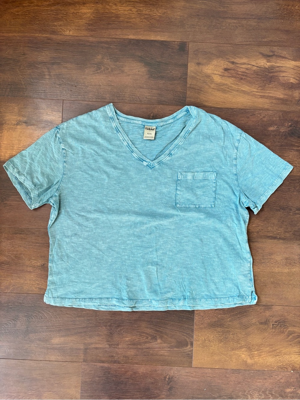 FarWest Women’s XL Blue Acid Wash Boxy Pocket Tee